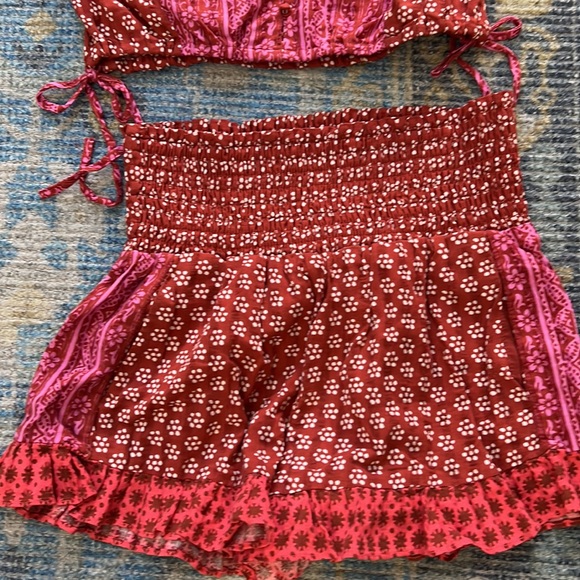 NWT Anthropologie 2 piece short set - size small - Picture 3 of 6